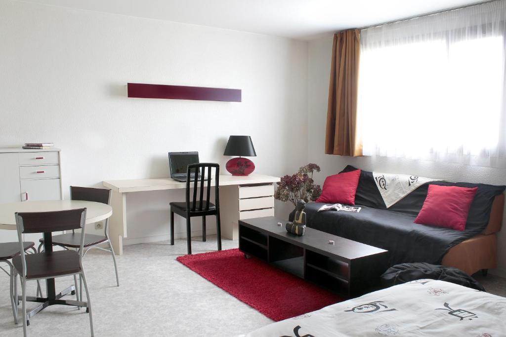 Residence Les Temporis Bretteville Sur Odon Стая снимка
