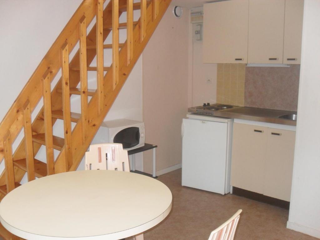Residence Les Temporis Bretteville Sur Odon Екстериор снимка