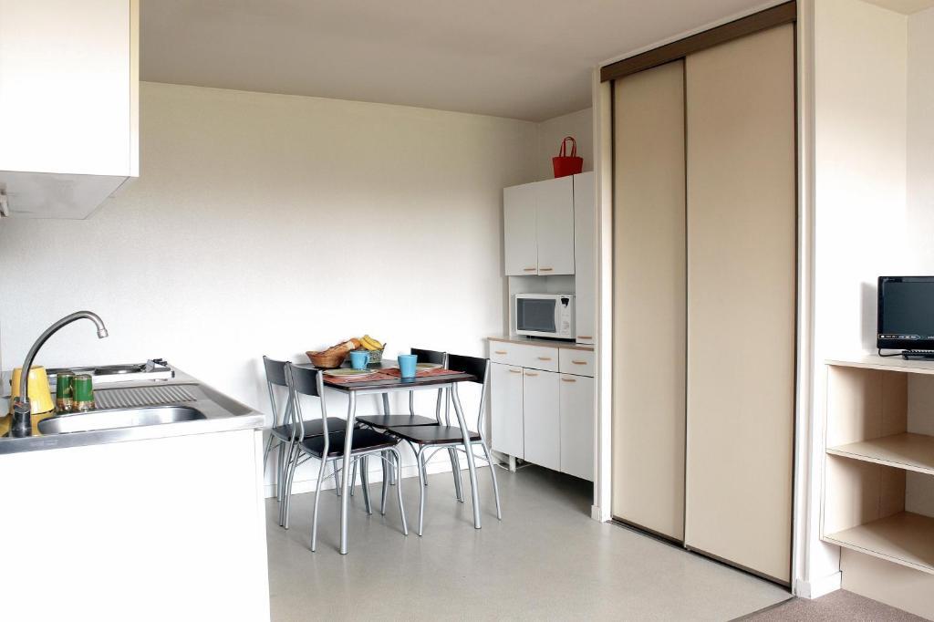 Residence Les Temporis Bretteville Sur Odon Екстериор снимка