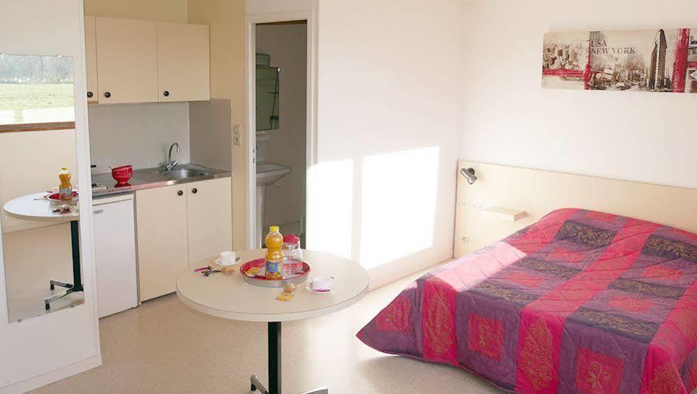 Residence Les Temporis Bretteville Sur Odon Екстериор снимка
